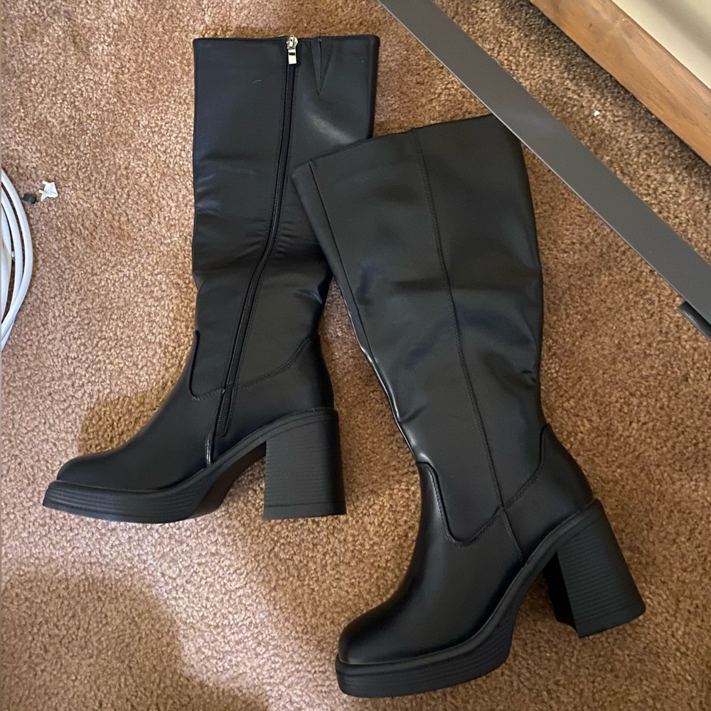 Brand new Calf hugging boots